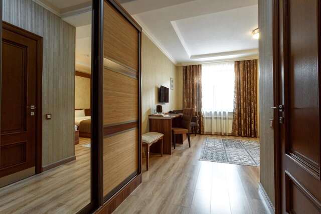 Отель Sacvoyage Hotel Алматы-16